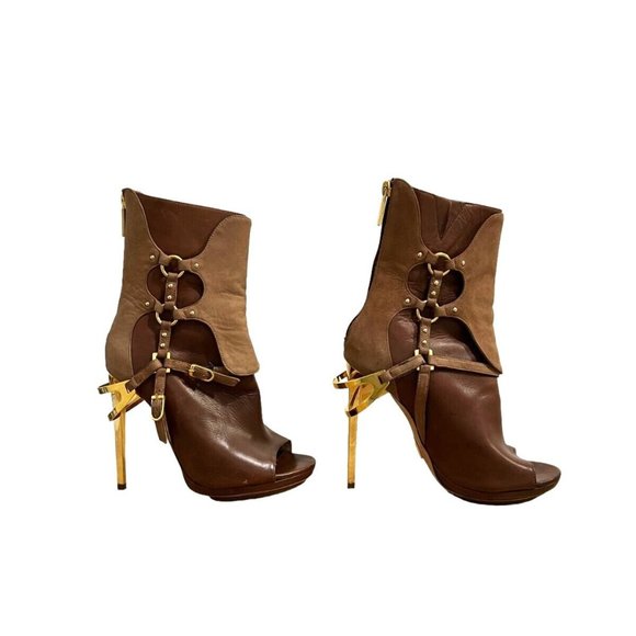 Herve Leger Shoes - Herve Leger Alyn Leather & Suede Overlay Heels size 36.5 W/Authenticity Cert.